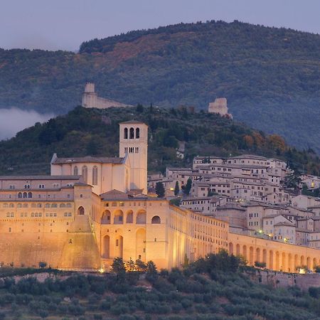 Albergo La Rocca Assisi Dış mekan fotoğraf