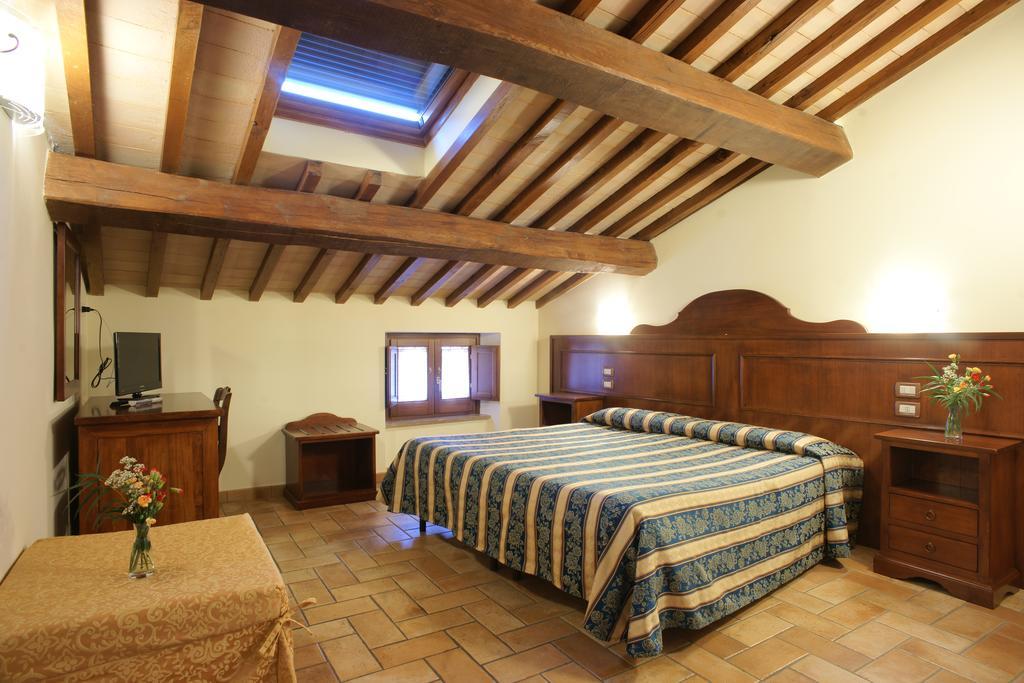 Albergo La Rocca Assisi Oda fotoğraf